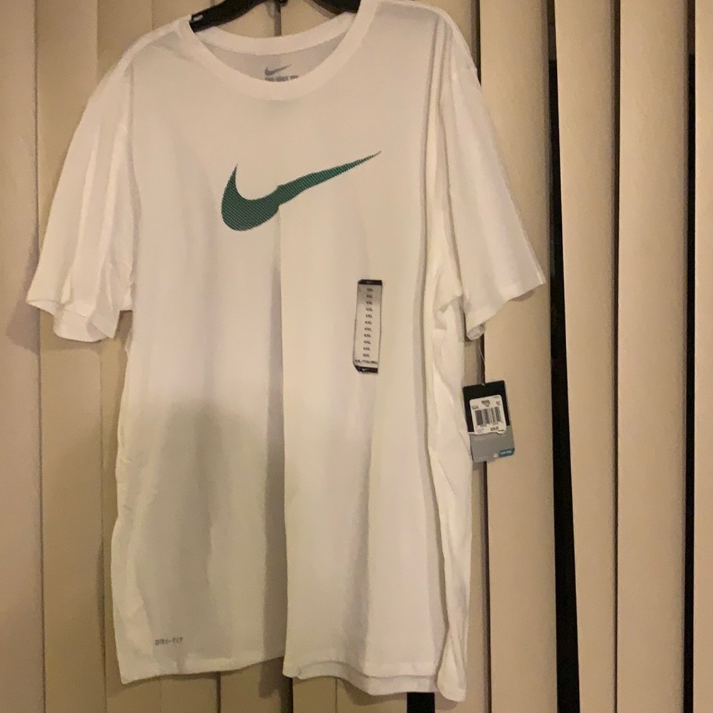 Nike brand new shirt